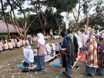 SHOLAT DHUHA DILANJUT LITERASI UMUM