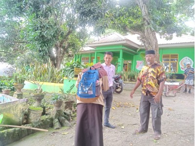 MENJEMPUT SISWA DIPAGI HARI